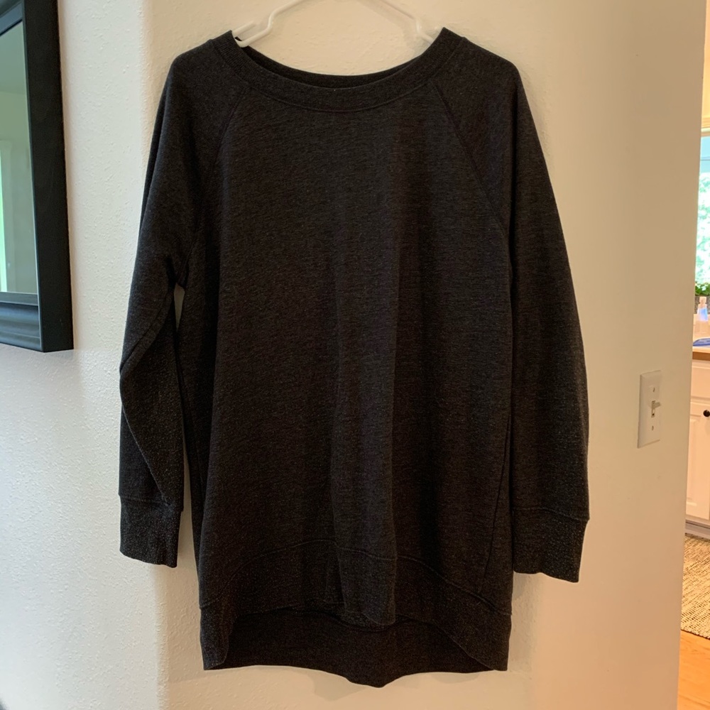 Woman’s dark grey crew neck sweatshirt